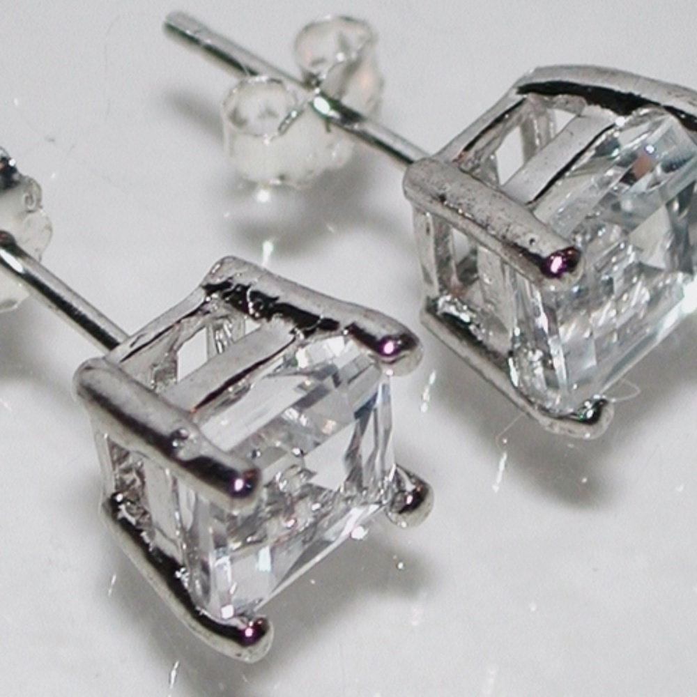 4.0CTW Princess Cut Diamond Stud Earrings